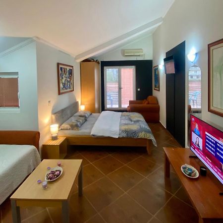 Markovic Aparthotel - Budva Becici Hotel Ngoại thất bức ảnh