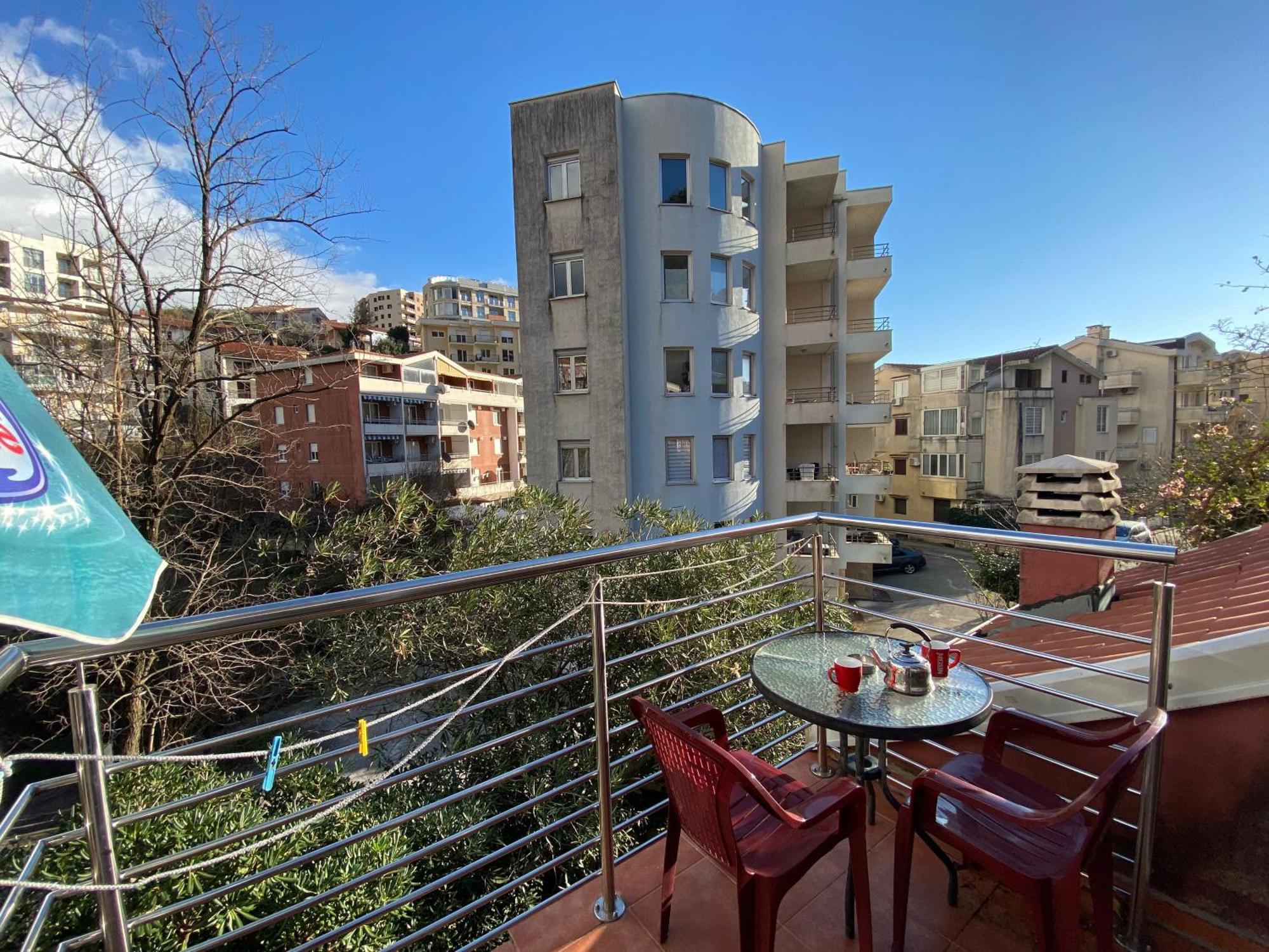 Markovic Aparthotel - Budva Becici Hotel Ngoại thất bức ảnh